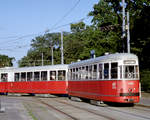 Wien Wiener Linien SL O (c3 1250 + E1 4520) III, Landstraße, Landstraßer Gürtel / Schweizer Garten-Straße / Fasangasse am 4. August 2010. - Scan eines Farbnegativs. Film: Kodak FB 200-7. Kamera: Leica C2.