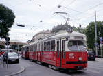 Wien Wiener Linien SL 49 (E1 4729 + c3 1200) VII, Neubau, Urban-Loritz-Platz am 6. August 2010. - Scan eines Farbnegativs. Film: Fuji S-200. Kamera: Leica C2.