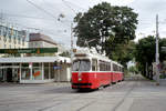 Wien Wiener Linien SL 18 (E2 4074) Neubaugürtel / Märzstraße am 6. August 2010. - Scan eines Farbnegativs. Film: Fuji S-200. Kamera: Leica C2.