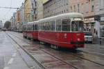 Wien Wiener Linien SL 6 (c4 1311 + E1 4536) X, Favoriten, Quellenstraße am 16. März 2018.