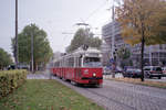 Wien Wiener Linien SL 6 (E1 4524 + c3 1261) VII, Neubau / XV, Rudolfsheim-Fünfhaus, Neubaugürtel / Felberstraße am 19. Oktober 2010. - Scan eines Farbnegativs. Film: Fuji S-200. Kamera: Leica C2.