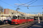 Wien, Wiener Linien E1 4791 + c4 1328 als Linie 25 nach der Haltestelle Kagran U, 21.03.2018