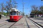 Wien Wiener Linien SL 2 (E2 4069 + c5 1469) XX, Brigittenau, Friedrich-Engels-Platz am 21. April 2018.