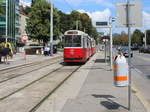 Wien Wiener Linien SL 38 (c5 1415 (Bombardier-Rotax 1978)  + E2 4015 (SGP 1978)) XIX, Döbling, Grinzinger Allee am 26.