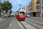 Wien Wiener Linien SL 49: Der E1 4548 (Bombardier-Rotax 1975) nähert sich der Haltestelle Rettichgasse in Hütteldorf. Datum: 26. Juli 2018.