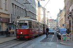 Wien Wiener Linien SL 5 (E1 4538 (Bombardier-Rotax 1974) + c4 1337 (Bombardier-Rotax 1975)) VII, Neubau, Kaiserstraße / Stollgasse (Hst.