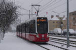 Wien, Wiener Linien Typ D WN 301 als Linie 67 bei der Haltestelle Raxstraße, 15.12.2018 