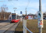 Wien Wiener Linien SL 67 (Bombardier Flexity Wien D 301) X, Favoriten, Frödenplatz am 15. Februar 2019.