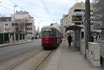 Wien Wiener Linien SL 26 (c4 1327 + E1 4844) XXI Floridsdorf / XXII, Donaustadt, Donaufelder Straße / Tokiostraße / Josef-Baumann-Gasse (Hst.