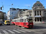 Wien Wiener Linien SL 49 (E1 4536 + c4 1337 (Bombardier-Rotax, vorm. Lohnerwerke, 1974 bzw. 1975) VII, Neubau / I, Innere Stadt, Burggasse / Museumsplatz / Bellariastraße / Museumsstraße / Volkstheater am 14. Feber / Februar 2019.