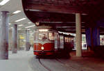 Wien: Die Wiener Straßenbahnen vor 50 Jahren: SL 41 (D1 4308 (Karrosseriefabrik Gräf & Stift 1960)) I, Innere Stadt, Schottentor (Untergeschoss der Endstellenanlage ( Jonasreindl )) am 26. August 1969. - Scan eines Farbnegativs. Film: Kodak Kodacolor X. Kamera: Kodak Retina Automatic II.