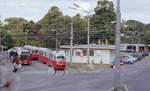 Wien Wiener Stadtwerke-Verkehrsbetriebe / Wiener Linien: Gelenktriebwagen des Typs E1: E1 4523 mit dem c3 1252 als SL D Südbahnhof (Wendeschleife) am 25. Juli 2007. - Hersteller der Straßenbahnfahrzeuge: Lohnerwerke. Baujahre: 1973 bzw. 1961. - Neuer Scan eines Farbnegativs. Film: Afga Vista 200. Kamera: Leica C2.