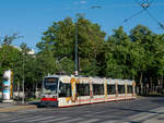 Wien 

ULF B1 781 mit seiner JÖ Werbung als Linie 1, Volkstheater, 05.07.2020 