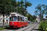 E2 4026 als Linie 9 am Neubaugürtel kurz vor der Endstelle Westbahnhof. (27.05.2022)