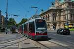 Wiener Linien Siemens ULF Wagen 676 am 22.06.22 in Wien