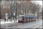Wien Ringstrasse am 10 . Dezember bei leichtem Schneefall 