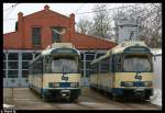 Betriebshof Wolfganggasse mit 2 lteren Hochflurwagen der WLB.