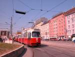 Wien Wiener Linien SL 18 (E2 4066 (SGP 1987)) Südbahnhof am 3. Mai 2009.