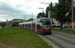 Wien Wiener Linien SL 6 (B 633) VI, Mariahilf, Linke Wienzeile / U-Bahnhof Margartengürtel am 6. August 2010.