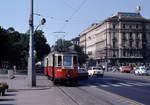 Wien Wiener Stadtwerke-Verkehrsbetriebe (WVB) SL 25k (M 4085 (Lohnerwerke 1929)) I, Innere Stadt, Dr.-Karl-Lueger-Ring / Rathaus / Burgtheater / Café Landtmann im Juli 1975. - Scan eines Diapositivs. Film: Agfachrome. Kamera: Minolta SRT-101.