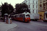 Wien Wiener Stadtwerke-Verkehrsbetriebe (WVB) SL 32 (E1 4797 (SGP 1973) + c4 1324 (Bombardier-Rotax 1974)) XX, Brigittenau,  Klosterneuburger Straße / Wallensteinstraße im August 1994.