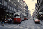 Wien Wiener Stadtwerke-Verkehrsbetriebe (WVB) SL 49 (E1 4671 (SGP 1968)) VII, Neubau, Westbahnstraße / Neubaugasse im Juli 1977.