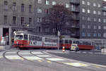 Wien Wiener Stadtwerke-Verkehrsbetriebe SL 8 (E1 4817 (SGP 1974) + c4 1338 (Bombardier-Rotax, vorm.