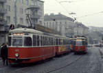 Wien Wiener Stadtwerke-Verkehrsbetriebe (WVB) SL J (T2 421 (Lohnerwerke 1956, UB aus T 405)) / SL 45 (L3 482 (Lohnerwerke 1958, UB aus L2 2559)) XVI, Ottakring, Ottakringer Straße (Endstation