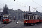 Wien Wiener Stadtwerke-Verkehrsbetriebe (WVB) SL O (E1 4792 (SGP 1972) / SL 31/5 (M 4006 (Grazer Waggonfabrik 1927)) XX, Brigittenau, Friedrich-Engels-Platz am 30. Jänner 1974. - Scan eines Diapositivs. Film: Kodak Ektachrome. Kamera: Minolta SRT-101.