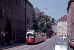 Wien Wiener Stadtwerke-Verkehrsbetriebe (WVB) SL 167 (E1 4652 (SGP 1967)) IV, Wieden, Graf-Starhemberg-Gasse am 16. Juli 1974. - Scan eines Diapositivs. Film: AGFA CT 18. Kamera: Minolta SRT-101.