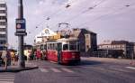 Wien Wiener Stadtwerke-Verkehrsbetriebe (WVB) SL G2 (L(4) 553 (SGP 1961)) III, Landstraße, Große Marxerbrücke / Marxergasse im Juli 1975.