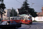 Wien Wiener Stadtwerke-Verkehrsbetriebe (WVB) SL 60 (E1 4515 + c2 1058 (Lohnerwerke 1972 bzw. 1956)) XIII, Hietzing, Speising, Feldkellergasse / Hofwiesengasse im Juli 1975. - Scan eines Diapositivs. Kamera: Minolta SRT-101.