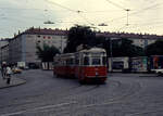 Wien Wiener Stadtwerke-Verkehrsbetriebe (WVB) SL 231 (L4 594 (SGP 1961)) XX, Brigittenau, Jägerstraße / Stromstraße im Juli 1975. - Scan eines Diapositivs.
