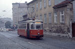 Wien Wiener Stadtwerke-Verkehrsbetriebe (WVB) Allerheiligen-Verkehr am 1. November 1975: SL 45 (L3 482 (Lohnerwerke 1958; Umbau aus L2 2559)) XVI, Ottakring, Ottakringer Straße / Erdbrustgasse. - Außer den Zentralfriedhofslinien gab es zu Allerheiligen 1975 auch die SL 45, die zwischen dem Stadtbahnhof Josefstädter Straße und Ottakringer Straße fuhr, damit man einem verstärkten Bedarf am öffentlichen Verkehr zum Ottakringer Friedhof nachkommen konnte. - Die Fahrgäste konnten auch den Friedhof mit den Straßenbahnlinien J, 10, 46 und 46Z erreichen. - Scan eines Diapositivs. Kamera: Minolta SRT-101.