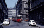 Wien Wiener Stadtwerke-Verkehrsbetriebe (WVB) SL 5 (c3 1277 (Lohnerwerke 1961)) VI, Mariahilf, Millergasse am 3. Mai 1976. - Scan eines Diapositivs. Kamera: Leica CL.