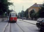 Wien Wiener Stadtwerke-Verkehrsbetriebe (WVB) SL G2 (L4 609 (SGP 1961)) XIX, Döbling, Heilingenstadt, Wollergasse / Hohe Warte im Juli 1977.