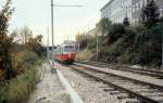 Wien WVB SL 64: Der E2 4018 ist eben unter die Wienerbergstrasse gefahren und nhert sich dem Schedifkaplatz im Oktober 1979.