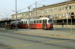 Wien WVB SL D (E1 4658) Arsenalstrasse / Sdbahnhof im Juli 1982.