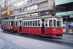 Wien - T 405 mit m 5416 als Linie T im April 1974 in Wien Landstraße