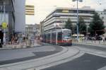 Wien WL SL 26 (B 669) Floridsdorf, Schlosshofer Strasse / Franz-Jonas-Platz im Juli 2005.