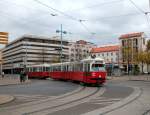 Wien Wiener Linien SL 31 (E1 4756 + c4 1344) Floridsdorf, Schlosshofer Strasse / Franz-Jonas-Platz am 20. Oktober 2010.