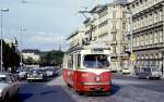 Wien WVB SL 52 (E 4408) Babenbergerstrasse / Getreidemarkt im August 1969.