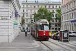 Wien Wiener Linien SL 71 (E2 4095) Peregringasse / Maria-Theresien-Strasse am 10.