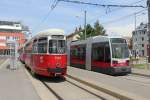 Wien Wiener Linien SL 30 (c4 1348) / SL 31 (B 656) Stammersdorf, Bahnhofplatz am 8. Juli 2014.