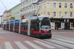 Wien WL SL 5 (B 657) Wallensteinplatz am 2. Mai 2015.