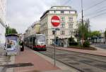 Wien Wiener Linien SL 5 (B 681) Rabbiner-Schneerson-Platz / Rauscherstrasse / Nordwestbahnstrasse (Hst. Nordwestbahnstrasse) am 2. Mai 2015.