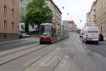 Wien WL SL 6 (B1 735) Geiselbergstrasse / Pensionsgasse am 30. April 2015.