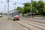 Wien WL SL 6 (B1 737) Simmeringer Hauptstrasse / Zentralfriedhof 3. Tor / Thürnlhofstrasse am 1. Mai 2015.