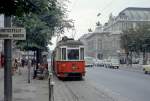 Wien WVB SL T (T1 415) Kärntner Ring am 26. August 1969. - Im Hintergrund sieht man die Wiener Staatsoper. - Scan von einem Farbnegativ.