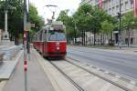 Wien WL SL D (E2 4006) Stubenring am 1. Mai 2015.